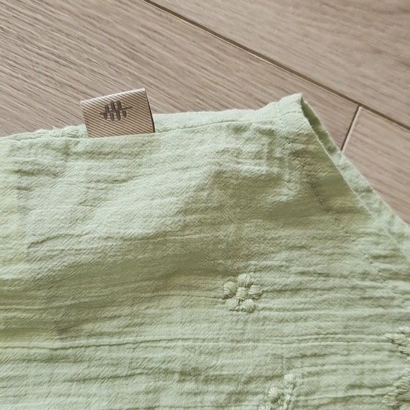 Royal Robbins Oasis Tunic II 3/4 Sleeve With Embroidered Detailing, Medium - Picture 8 of 15